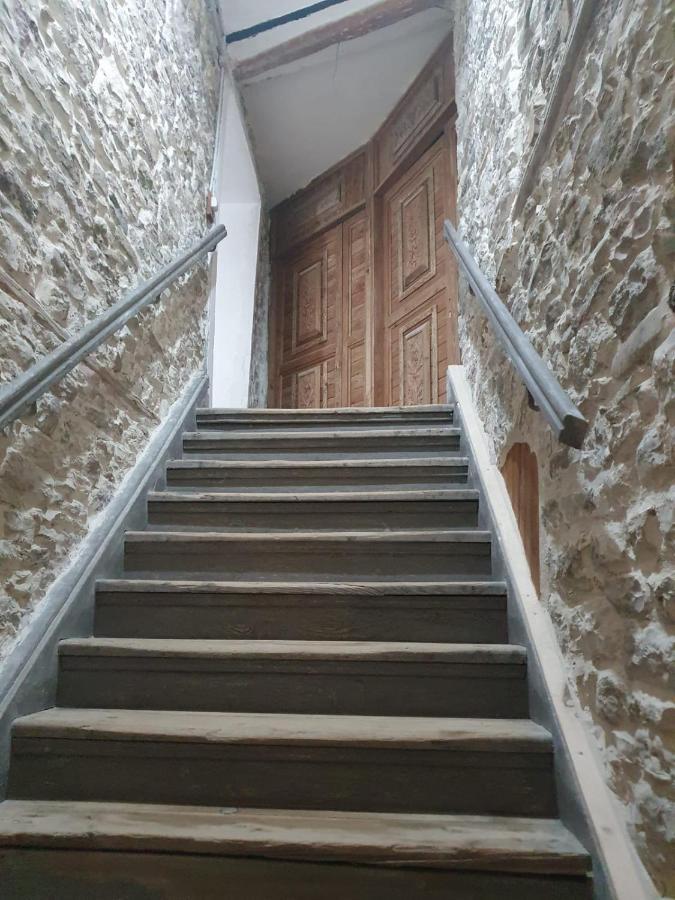 Santa Room-Old Bazaar Center-Gjirokastër المظهر الخارجي الصورة
