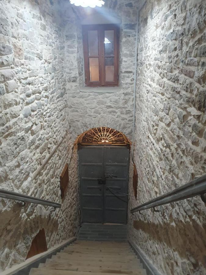 Santa Room-Old Bazaar Center-Gjirokastër المظهر الخارجي الصورة
