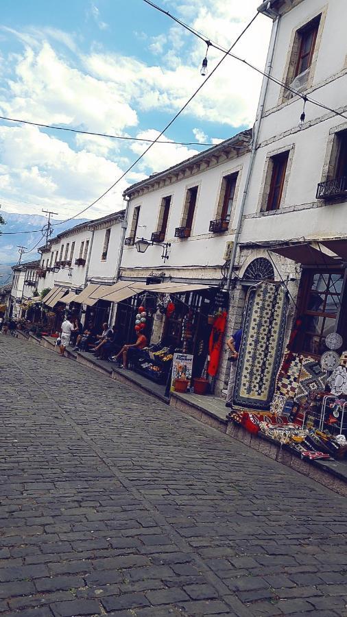 Santa Room-Old Bazaar Center-Gjirokastër المظهر الخارجي الصورة