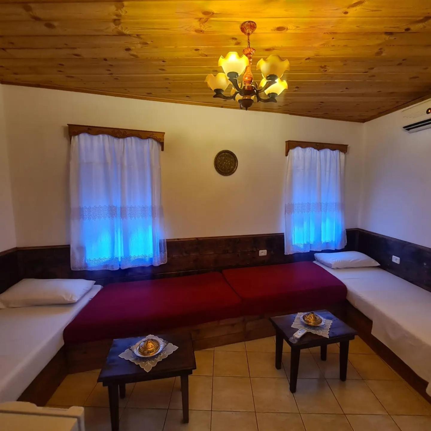 Santa Room-Old Bazaar Center-Gjirokastër المظهر الخارجي الصورة